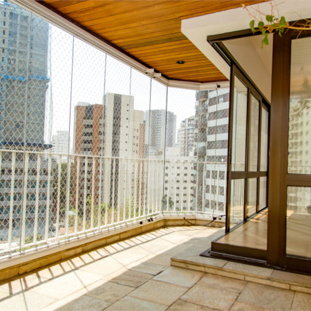 Apartamento à venda com 3 suítes em Moema, São Paulo, SP