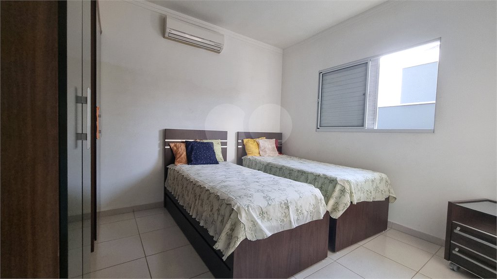Casa à venda com 4 quartos, sendo 3 suítes,  no condomínio Residencial Villa dos Inglezes, Sorocaba - SP