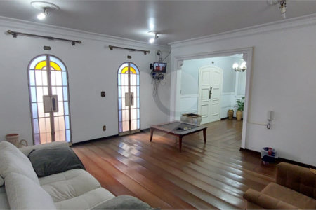 Casa à venda ou para alugar com 3 quartos, sendo 1 suíte,  em Jardim Santa Rosália, Sorocaba, SP