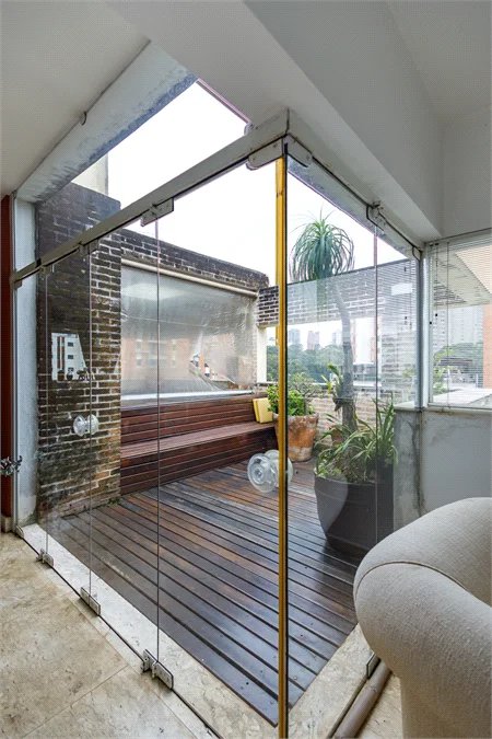 Cobertura à venda com 4 suítes em Vila Suzana, São Paulo, SP