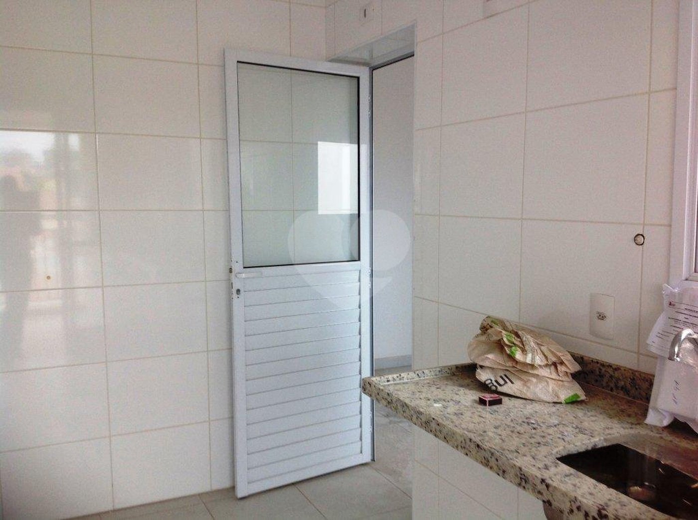 Sobrado à venda com 3 quartos, sendo 1 suíte,  em Vila Guilherme, São Paulo, SP