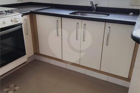 Sobrado à venda com 3 quartos, sendo 1 suíte,  em Jardim Bonfiglioli, São Paulo, SP