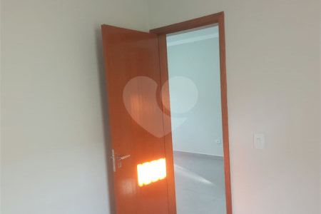 Casa em condomínio para alugar com 2 quartos em Vila Germinal, São Paulo, SP