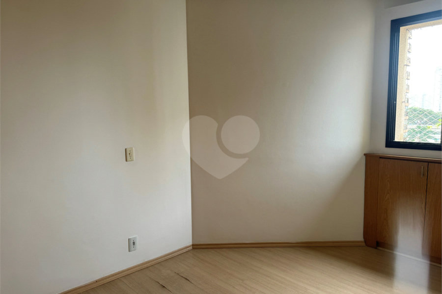 Apartamento à venda com 2 quartos, sendo 1 suíte,  em Santana, São Paulo, SP