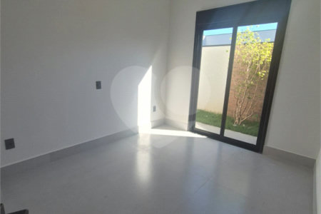 Casa à venda com 4 suítes no condomínio Residencial Dona Maria Candida, Indaiatuba - SP