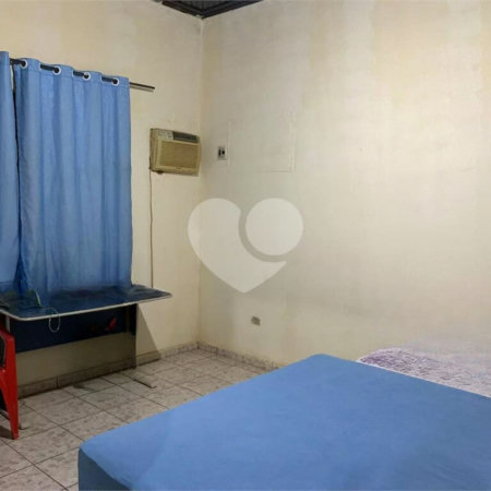 Casa à venda com 4 quartos em Jardim Roriz, Três Lagoas, MS