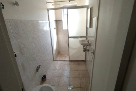Prédio à venda em Santa Teresinha, São Paulo, SP
