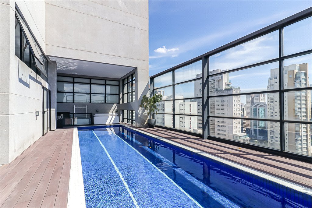 Duplex à venda com 1 suíte em Vila Nova Conceição, São Paulo, SP