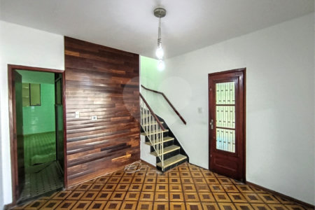 Sobrado à venda com 3 quartos em Chora Menino, São Paulo, SP