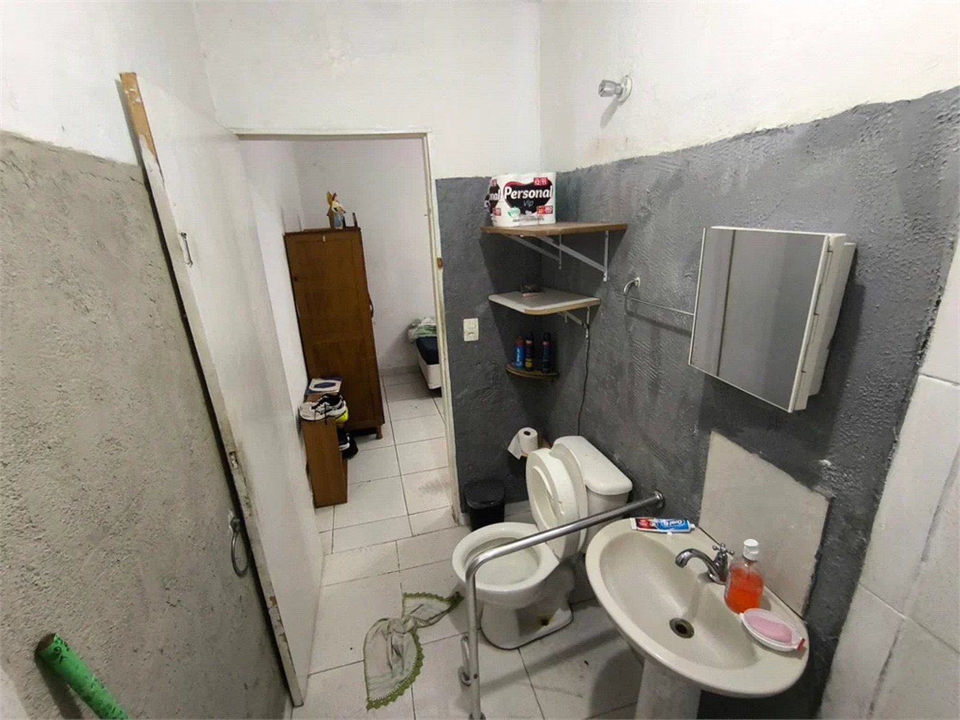 Casa à venda com 3 quartos, sendo 1 suíte, em Umarizal, São Paulo, SP
