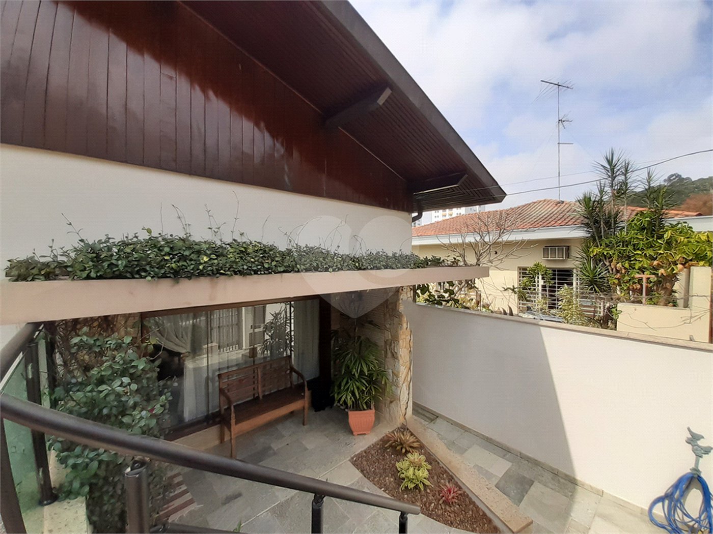 Casa à venda com 4 quartos, sendo 2 suítes,  em Jardim Floresta, São Paulo, SP