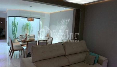 Casa à venda com 3 quartos, sendo 1 suíte, em Parque Paraíso, São Carlos, SP
