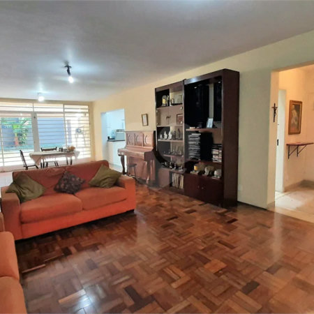 Sobrado à venda ou para alugar com 3 quartos, sendo 2 suítes, em Brooklin, São Paulo, SP