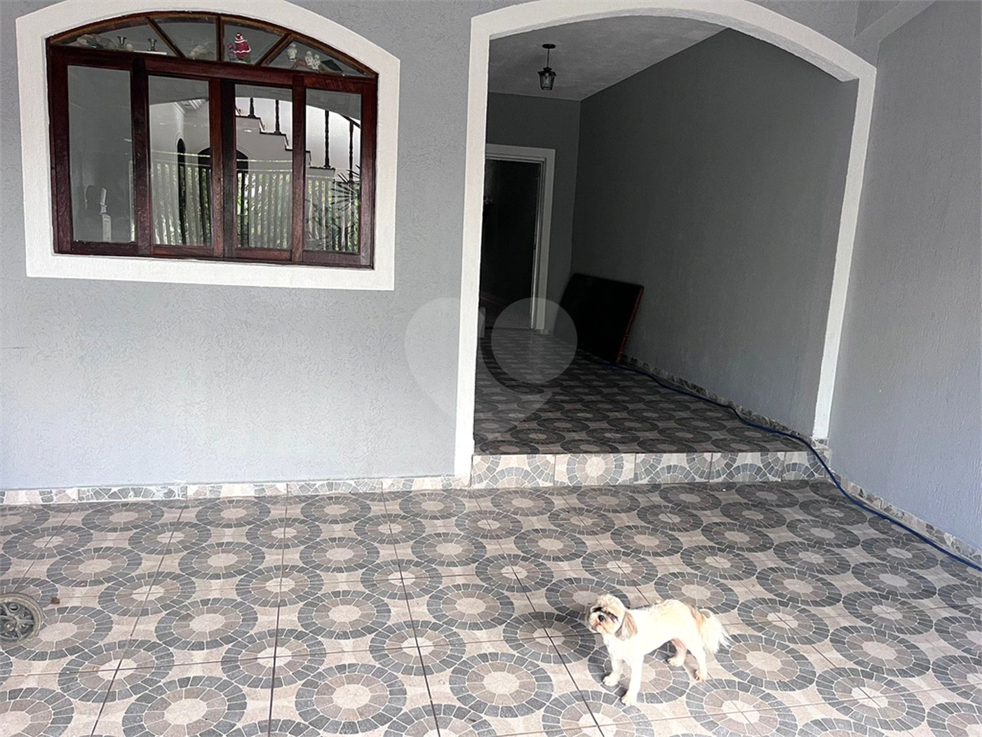 Sobrado à venda com 5 quartos, sendo 2 suítes,  em Jardim da Granja, São José dos Campos, SP