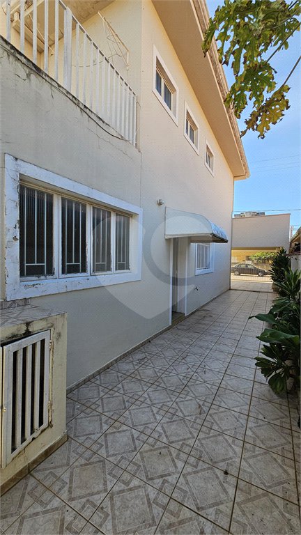Sobrado à venda com 3 quartos, sendo 2 suítes, em Jardim Rossignatti, Indaiatuba, SP