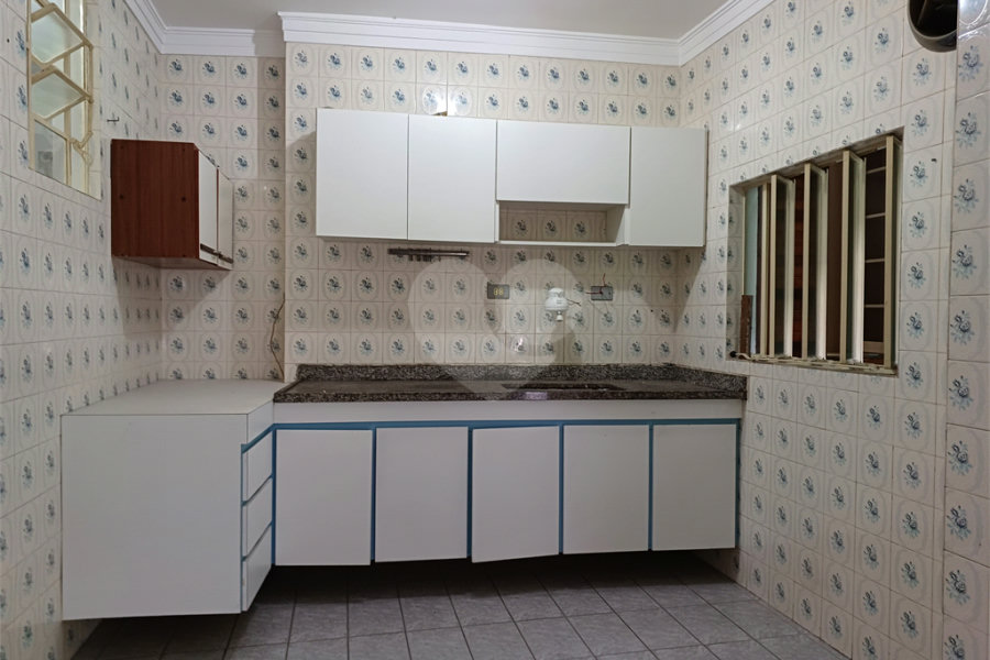 Sobrado à venda com 3 quartos em Vila Medeiros, São Paulo, SP