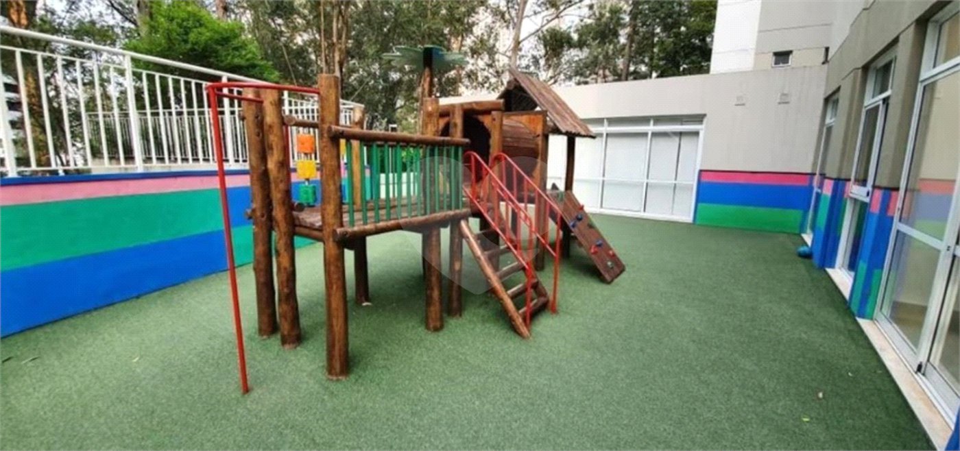 Apartamento à venda com 3 quartos, sendo 1 suíte, em Vila Andrade, São Paulo, SP