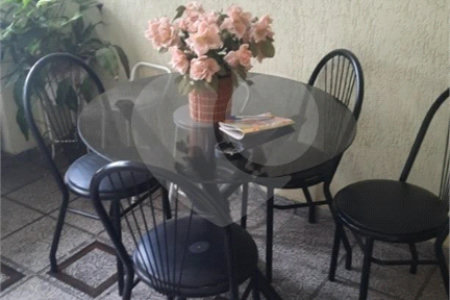 Sobrado à venda com 6 quartos, sendo 2 suítes, em Santana, São Paulo, SP