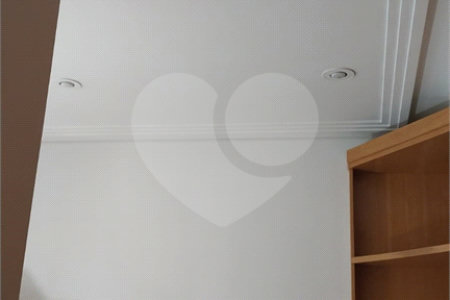 Apartamento à venda ou para alugar com 5 quartos, sendo 3 suítes,  em Tatuapé, São Paulo, SP