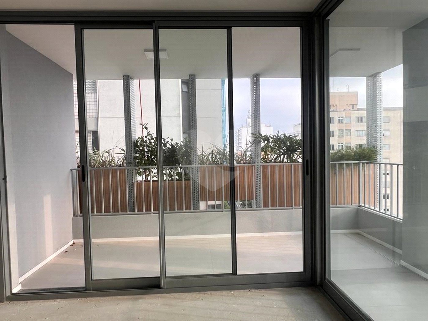 Apartamento à venda com 3 quartos, sendo 1 suíte, em Pinheiros, São Paulo, SP