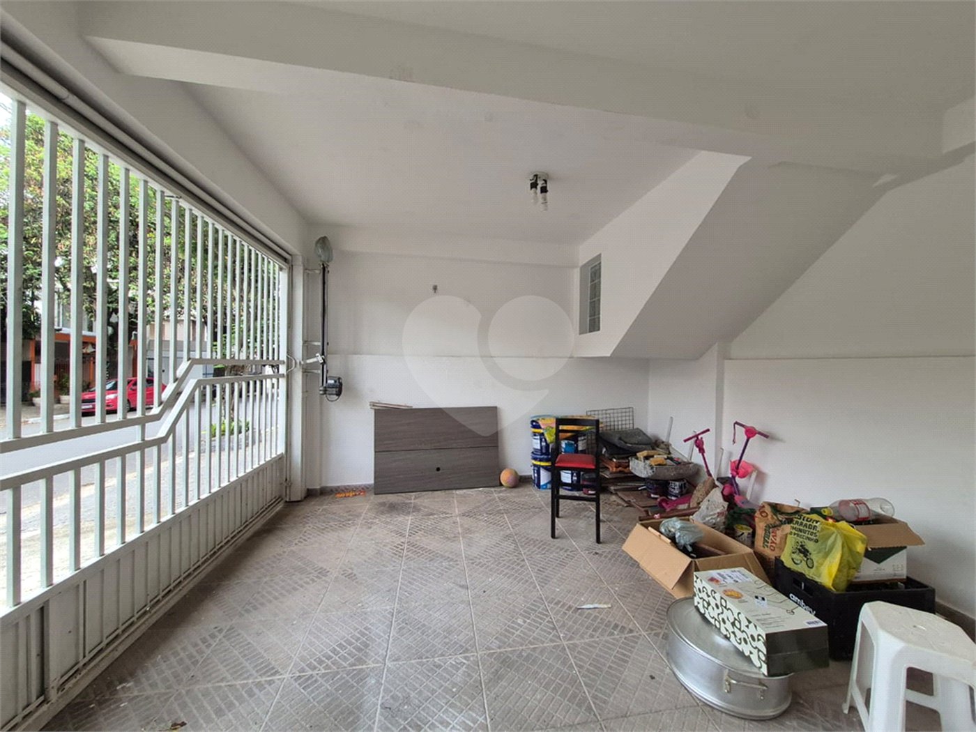 Casa à venda com 4 quartos, sendo 1 suíte, no condomínio Residencial Alto da Lapa II, São Paulo - SP