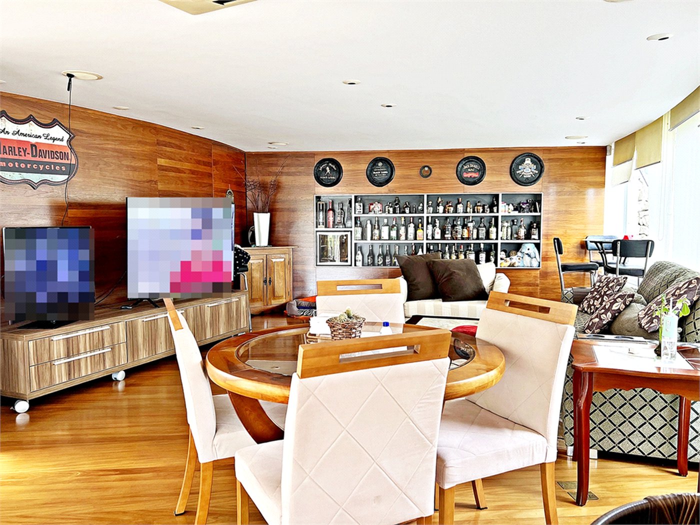 Casa à venda com 4 suítes no condomínio Residencial Jd. Ibiratiba, São Paulo - SP