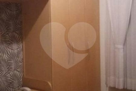 Sobrado à venda com 3 suítes em Chora Menino, São Paulo, SP