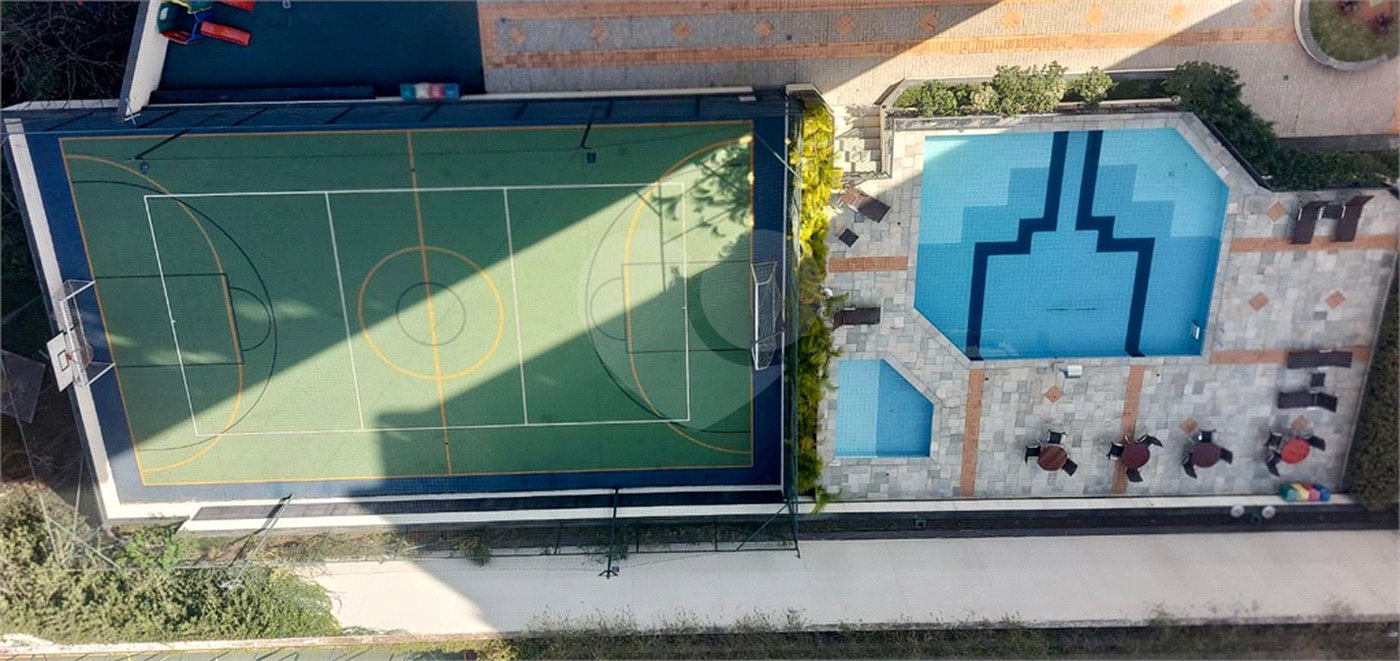 Apartamento à venda com 3 quartos, sendo 1 suíte,  em Jardim Peri Peri, São Paulo, SP