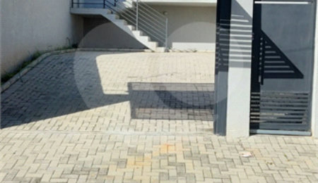 Sobrado à venda com 3 quartos, sendo 1 suíte,  em Jardim dos Pinheiros, Atibaia, SP