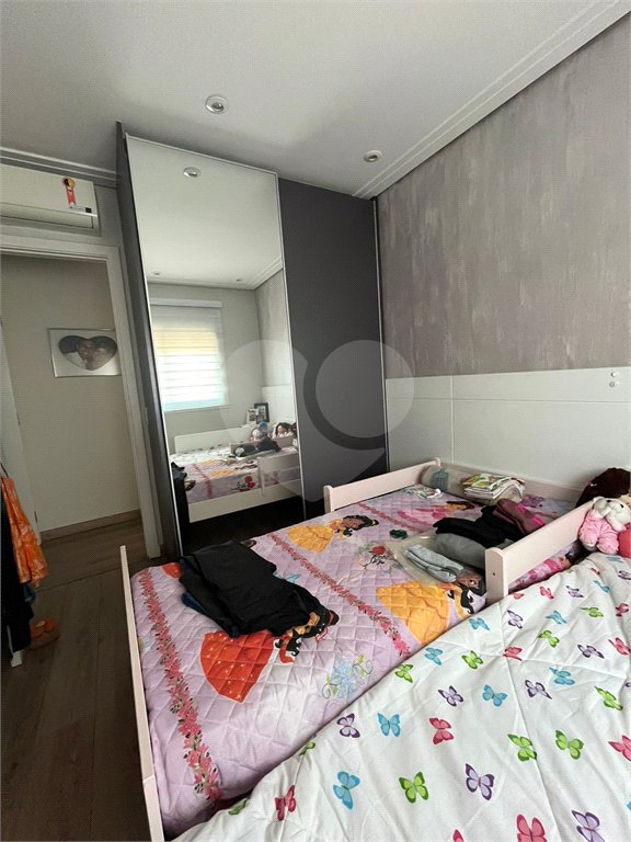Casa à venda com 3 quartos, sendo 1 suíte, no condomínio Vila Siqueira, São Paulo - SP