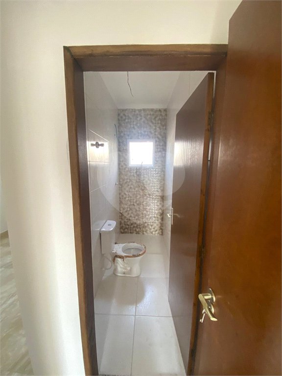Casa para alugar com 2 suítes no condomínio Residencial Vila Amélia, Poá - SP