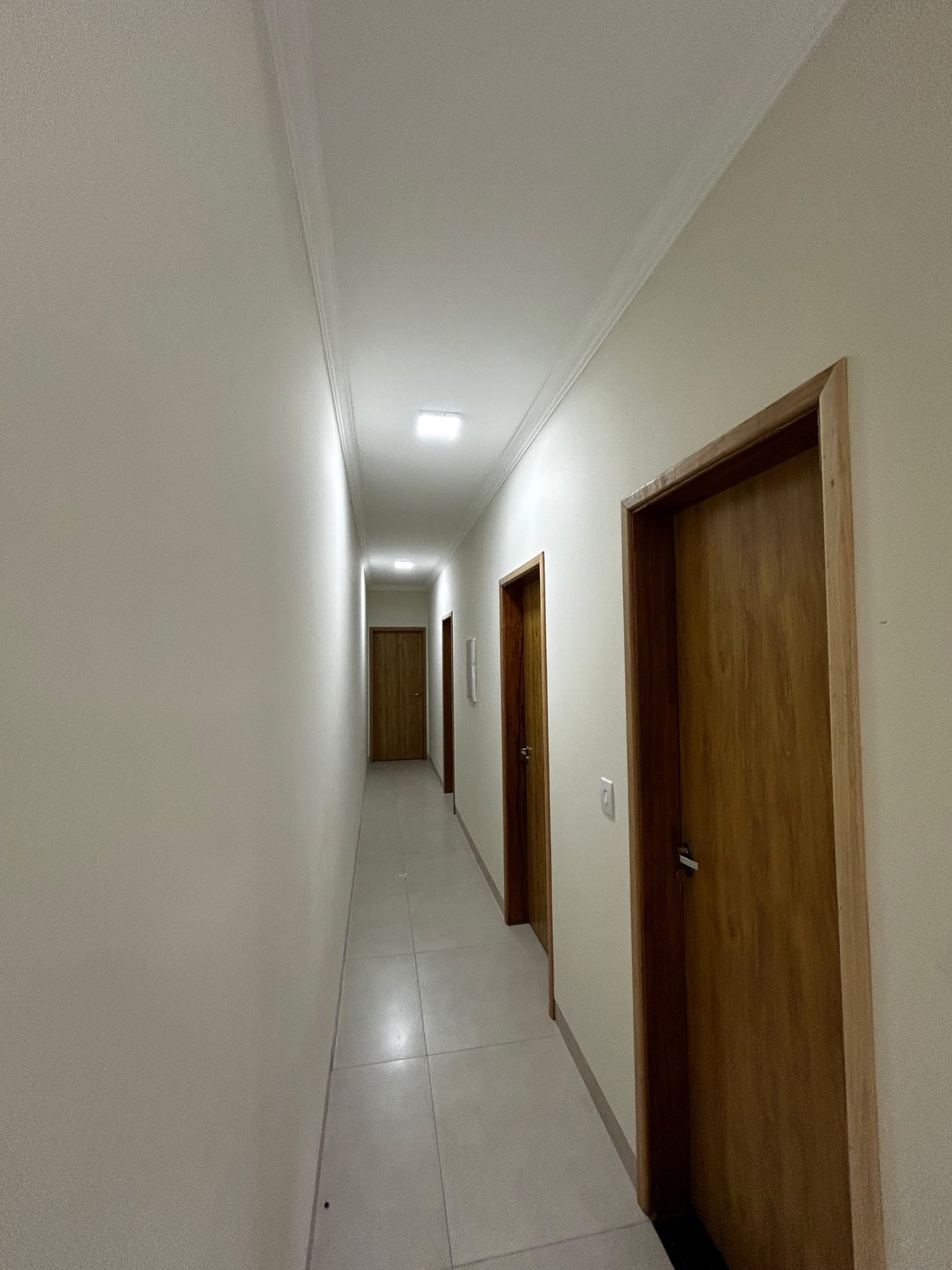 Casa à venda com 3 quartos, sendo 1 suíte,  em Bela Vista da Lagoa, Três Lagoas, MS