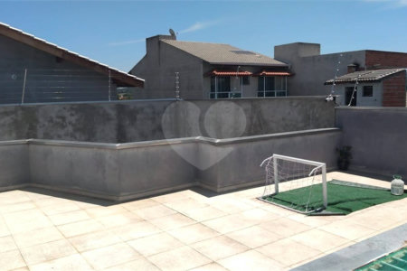 Casa Térrea à venda com 3 quartos, sendo 1 suíte, em Nova Cerejeira, Atibaia, SP