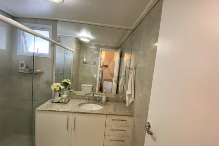 Apartamento à venda com 3 suítes em Barra Funda, São Paulo, SP