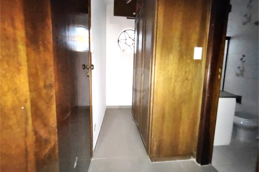 Sobrado à venda ou para alugar com 5 quartos, sendo 3 suítes, em Jardim França, São Paulo, SP