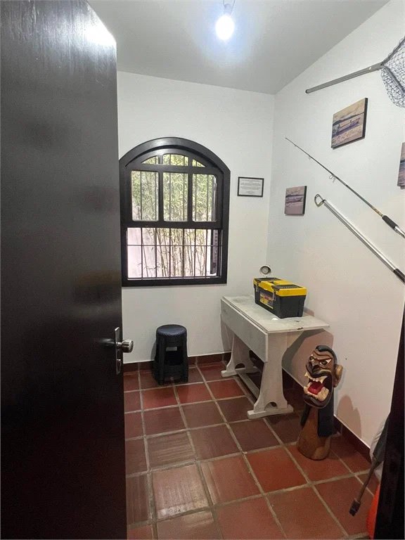 Casa à venda com 5 quartos, sendo 4 suítes, em Parque Maria Helena, São Paulo, SP