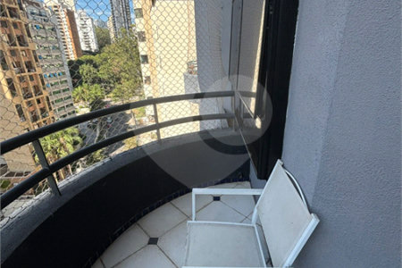 Apartamento à venda ou para alugar com 1 suíte em Vila Suzana, São Paulo, SP