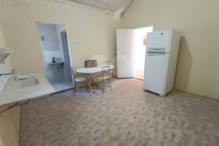 Chácara à venda com 4 quartos, sendo 1 suíte, em Vila Vilma (mailasqui), São Roque, SP