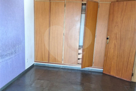Apartamento à venda com 3 quartos, sendo 1 suíte, no Centro, Araraquara, SP