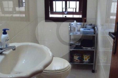 Casa à venda com 3 suítes em Vila Sônia, São Paulo, SP