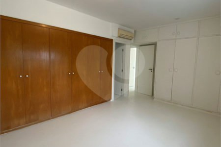Apartamento para alugar com 3 quartos, sendo 1 suíte, em Jardim Europa, São Paulo, SP