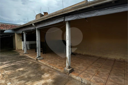 Casa à venda com 3 quartos, sendo 1 suíte, no Centro, Ponta Porã, MS