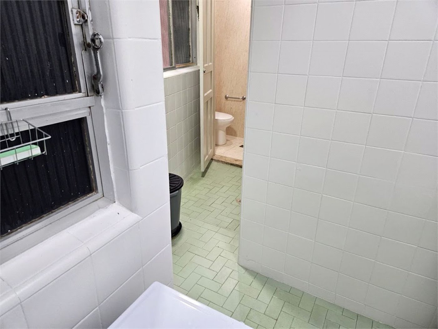 Apartamento com 3 dormitórios à venda, 98 m² por R$ 650.000,00 - Gonzaga - Santos/SP