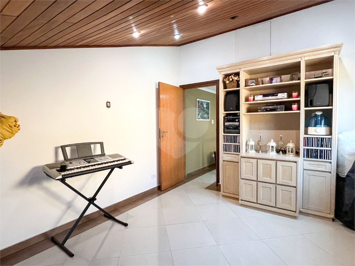 Sobrado à venda com 4 quartos, sendo 1 suíte, em Jardim Textil, São Paulo, SP