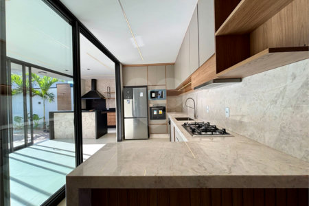 Casa à venda com 3 suítes no condomínio Residencial Dona Maria Candida, Indaiatuba - SP