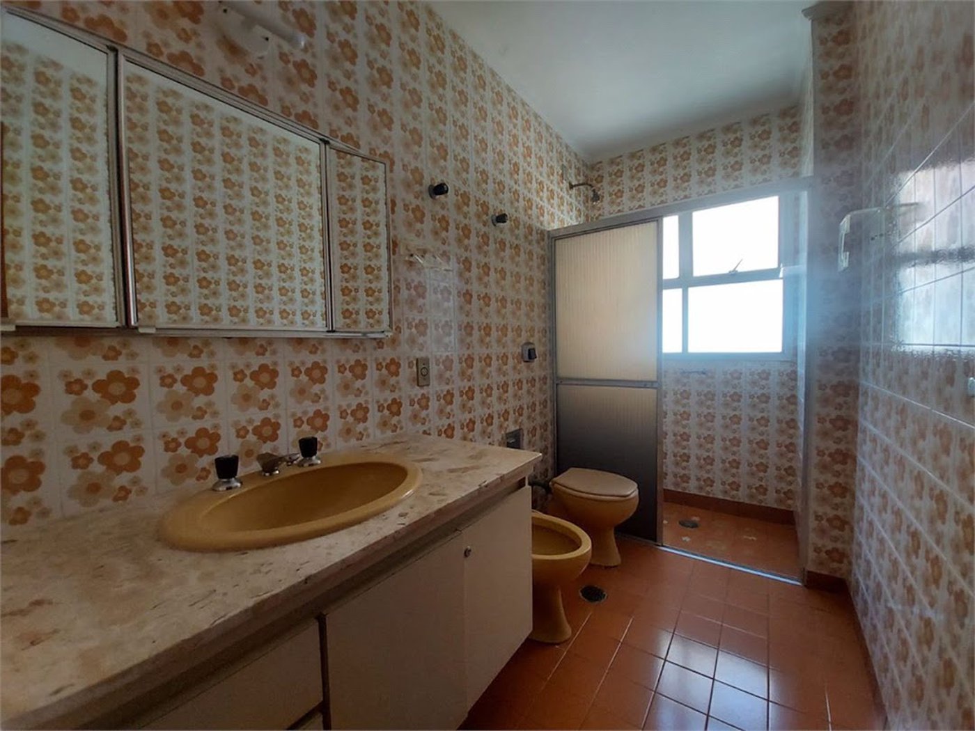 Apartamento Residencial à venda, Pitangueiras, Guarujá - AP1677.