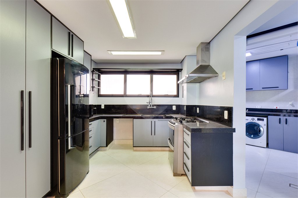 Apartamento à venda com 4 quartos, sendo 3 suítes, em Granja Julieta, São Paulo, SP