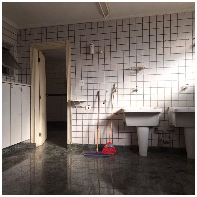 Apartamento para alugar com 4 quartos, sendo 1 suíte, em Bela Vista, São Paulo, SP