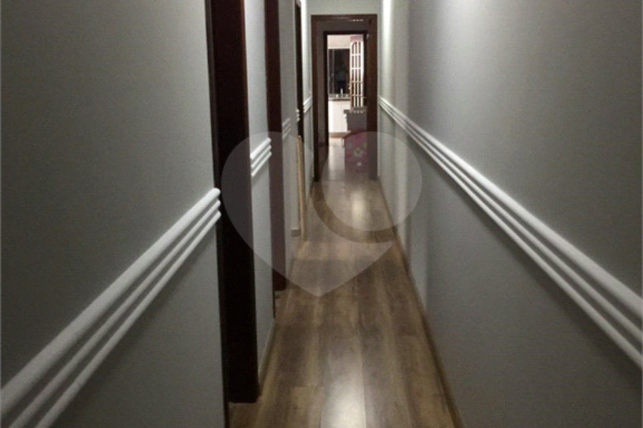 Sobrado à venda com 4 quartos, sendo 2 suítes, em Vila Barreto, São Paulo, SP