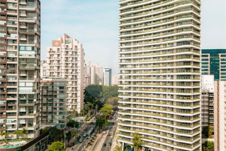 Apartamento à venda com 3 suítes em Moema, São Paulo, SP